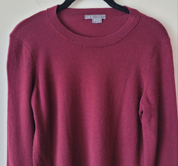 Vince Burgundy Cashmere Sweater Women's Size XS - Picture 4 of 12